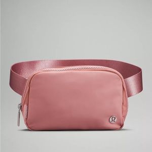 Lululemon Rose Pink Everywhere Belt Bag 1L Satchel Fanny Pack